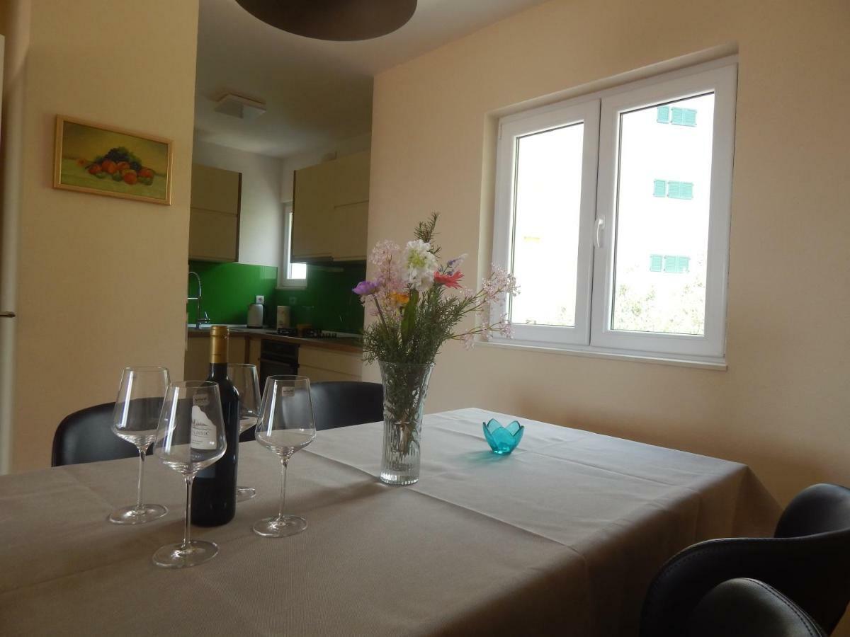Apartman Karlo Makarska Zewnętrze zdjęcie