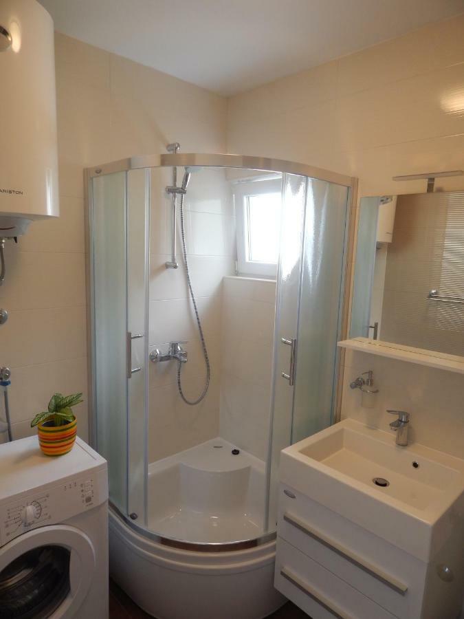 Apartman Karlo Makarska Zewnętrze zdjęcie
