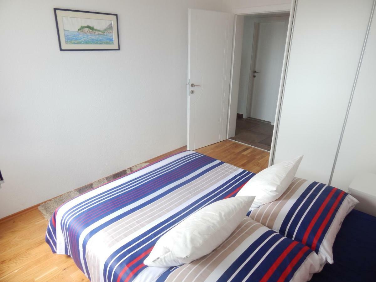 Apartman Karlo Makarska Zewnętrze zdjęcie